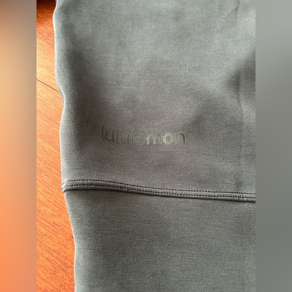 Lululemon Softstreme Perfectly Oversized Cropped Crew - Picture 8 of 12